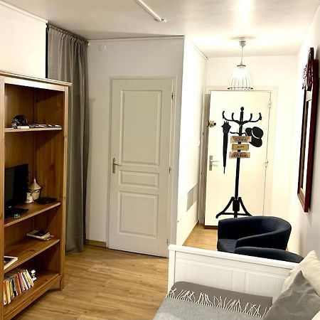 Location Studio, Lyon-La Mulatière エクステリア 写真